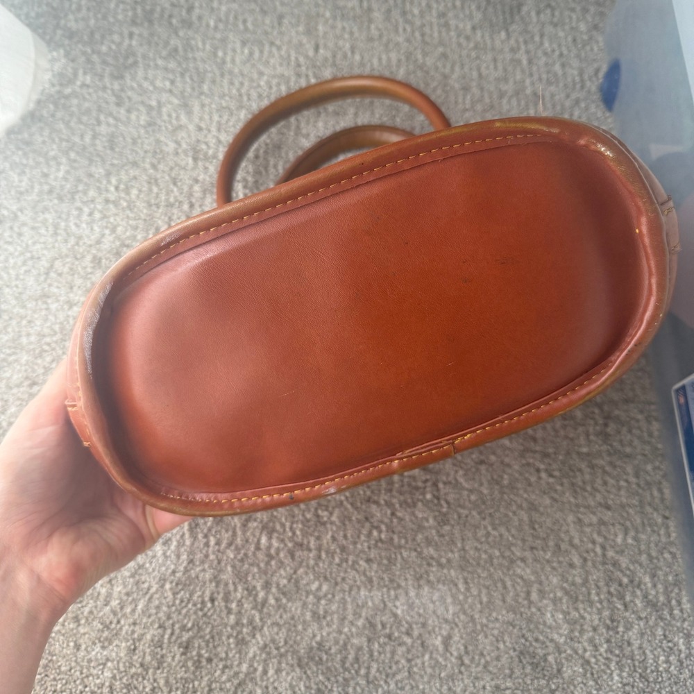 Vintage Dooney & Bourke All Weather Leather Dome Satchel Beige Brown Duck Bag - Picture 3 of 10